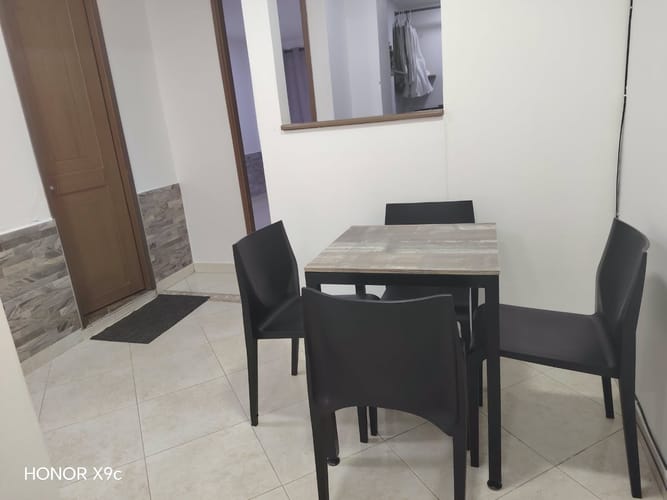 Apartaestudio en arriendo en Laureles, Medellín, 45 m² · foto 4 de 12