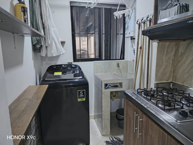 Apartaestudio en arriendo en Laureles, Medellín, 45 m² · foto 11 de 12