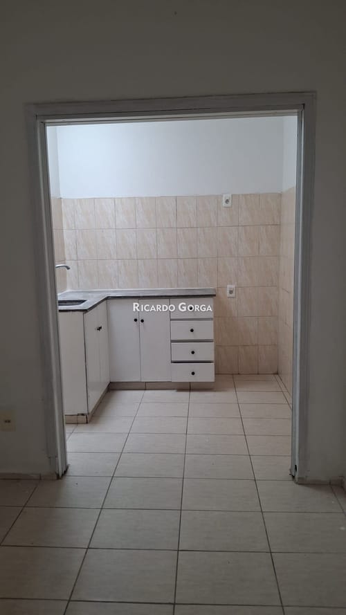 Apartamento en alquiler 2 dormitorios y patio sin gastos comunes en La Comercial · Foto 5
