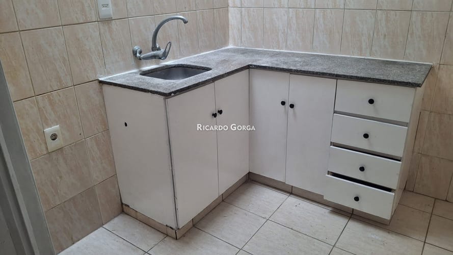 Apartamento en alquiler 2 dormitorios y patio sin gastos comunes en La Comercial · Photo 6