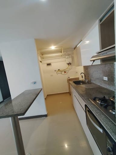 Apartamento de 3 alcobas en arriendo en Calle Larga, Sabaneta, 76 m² · foto 2 de 18