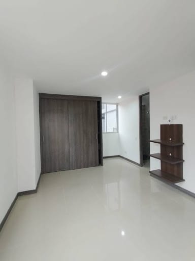Apartamento de 3 alcobas en arriendo en Calle Larga, Sabaneta, 76 m² · foto 8 de 18