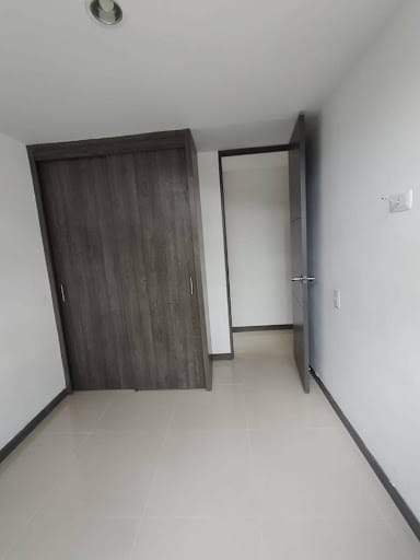 Apartamento de 3 alcobas en arriendo en Calle Larga, Sabaneta, 76 m² · foto 14 de 18