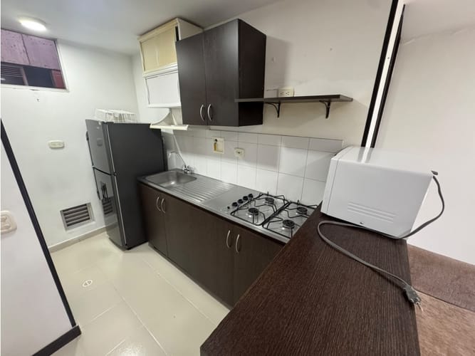 Apartaestudio en arriendo en Calasanz, Medellín, 40 m² · foto 3 de 12