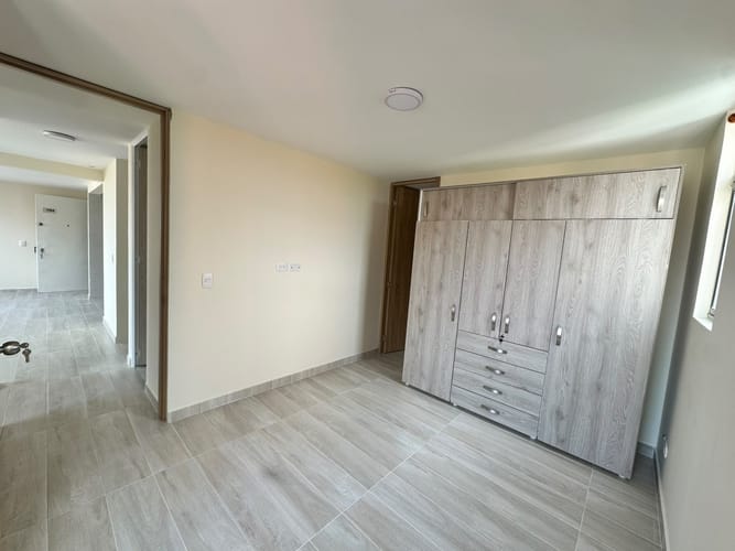 Apartamento de 2 alcobas en arriendo en San Pedro, Madrid, 52 m² · foto 5 de 9