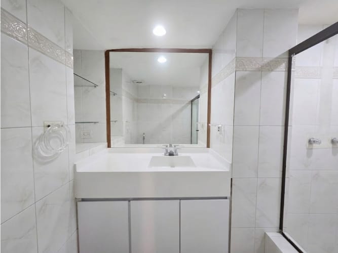 Apartamento de 3 alcobas en venta en El Campestre, Medellín, 135 m² · foto 7 de 17