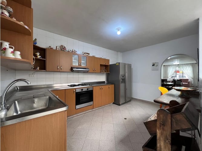Casa de 7 alcobas en venta en Belén Fatima, Medellín, 400 m² · foto 7 de 20