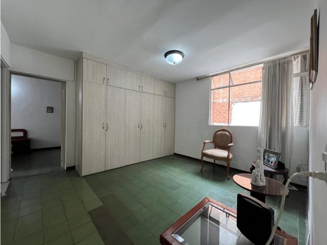 Casa de 7 alcobas en venta en Belén Fatima, Medellín, 400 m² · foto 10 de 20