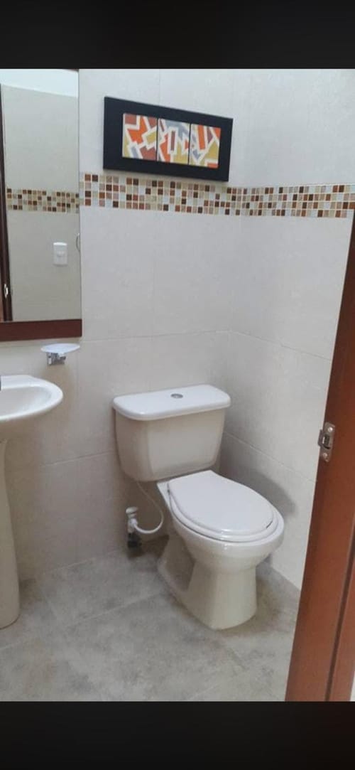Casa de 3 alcobas en arriendo en Los Cambulos, Cali, 200 m² · foto 5 de 12