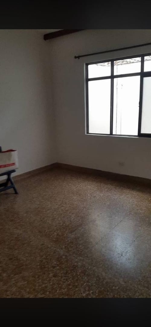 Casa de 3 alcobas en arriendo en Los Cambulos, Cali, 200 m² · foto 10 de 12
