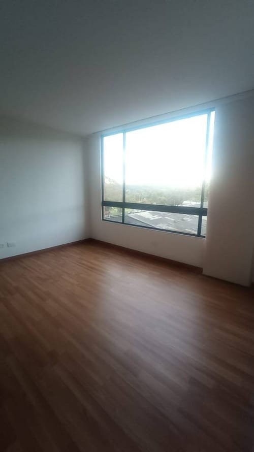 Apartamento de 2 alcobas en arriendo en Montevideo, Bogotá, 42 m² · foto 2 de 16