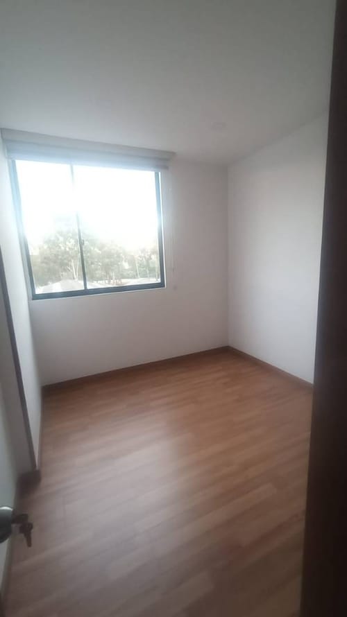 Apartamento de 2 alcobas en arriendo en Montevideo, Bogotá, 42 m² · foto 3 de 16