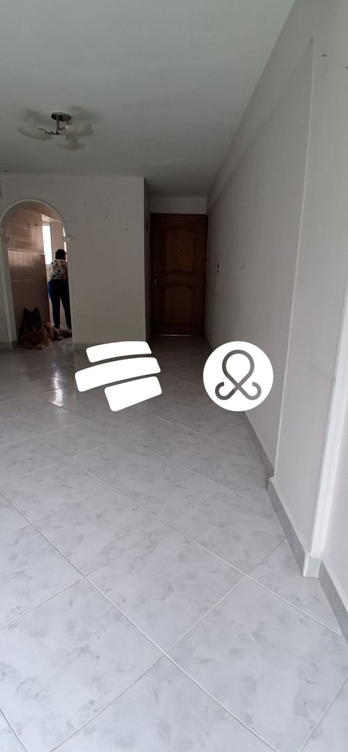 Apartamento de 3 alcobas en venta en La Milagrosa, Medellín, 73 m² · foto 5 de 10