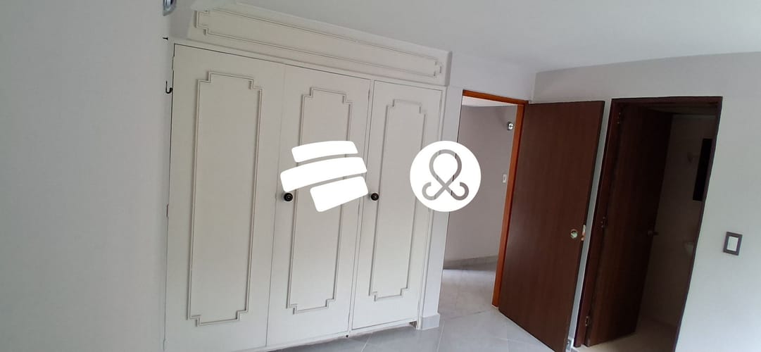 Apartamento de 3 alcobas en venta en La Milagrosa, Medellín, 73 m² · foto 7 de 10