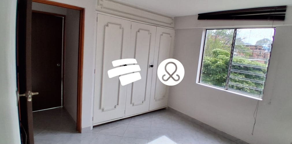 Apartamento de 3 alcobas en venta en La Milagrosa, Medellín, 73 m² · foto 9 de 10
