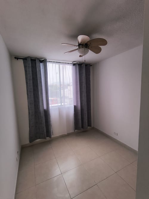 Apartamento de 2 alcobas en venta en Prados Del Norte, Cali, 58 m² · foto 6 de 12