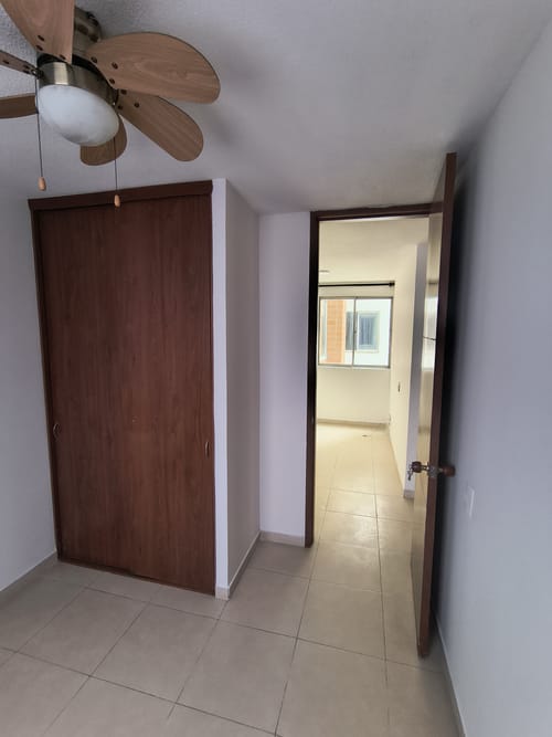Apartamento de 2 alcobas en venta en Prados Del Norte, Cali, 58 m² · foto 7 de 12