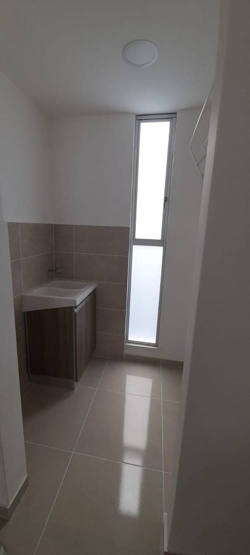 Edificio en venta en Santa Anita, Cali, 807 m² · foto 10 de 14
