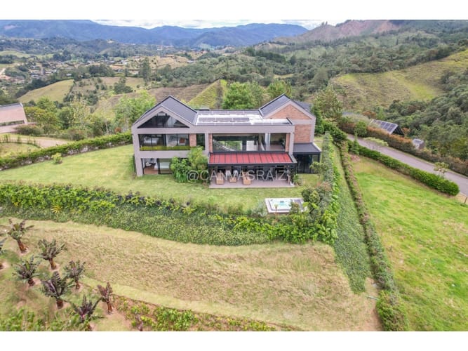 Casa de 5 alcobas en venta en Pantanillo, El Retiro, 530 m² · foto 8 de 24
