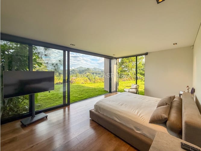 Casa de 5 alcobas en venta en Pantanillo, El Retiro, 530 m² · foto 9 de 24