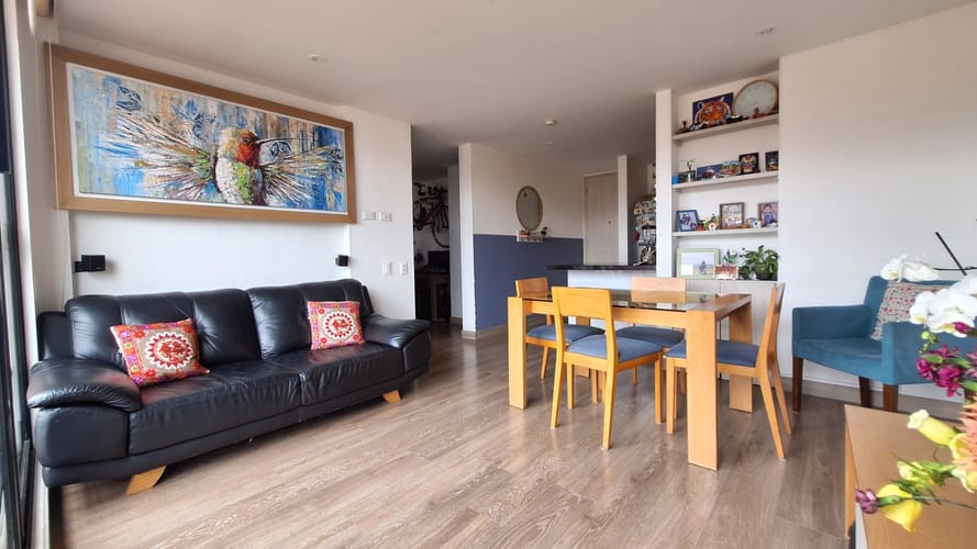Apartamento de 3 alcobas en venta en Cedritos, Bogotá, 78 m² · foto 9 de 24