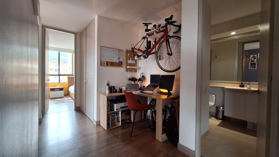 Apartamento de 3 alcobas en venta en Cedritos, Bogotá, 78 m² · foto 11 de 24