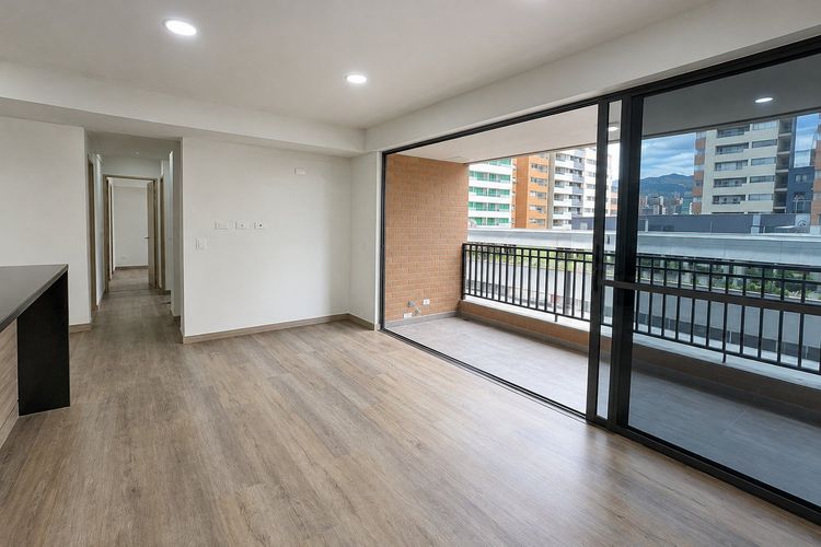Apartamento de 3 alcobas en arriendo en El Poblado, Medellín, 80 m² · foto 4 de 9