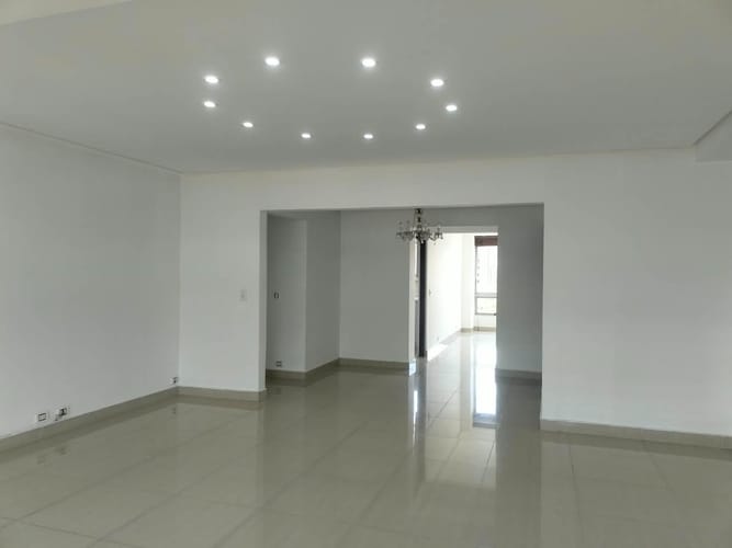 Apartamento de 3 alcobas en venta en El Poblado, Medellín, 180 m² · foto 11 de 19