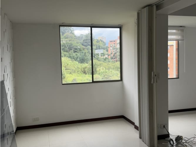 Apartamento de 2 alcobas en arriendo en Vía Las Palmas, Medellín, 138 m² · foto 9 de 24