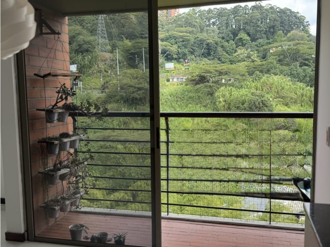 Apartamento de 2 alcobas en arriendo en Vía Las Palmas, Medellín, 138 m² · foto 17 de 24