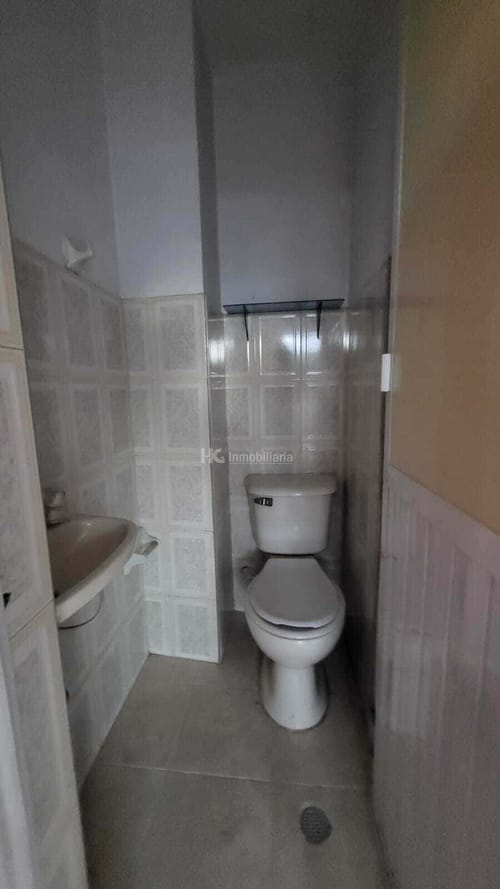 Local en arriendo en Ciudadela Villamil, Girón, 40 m² · foto 2 de 17
