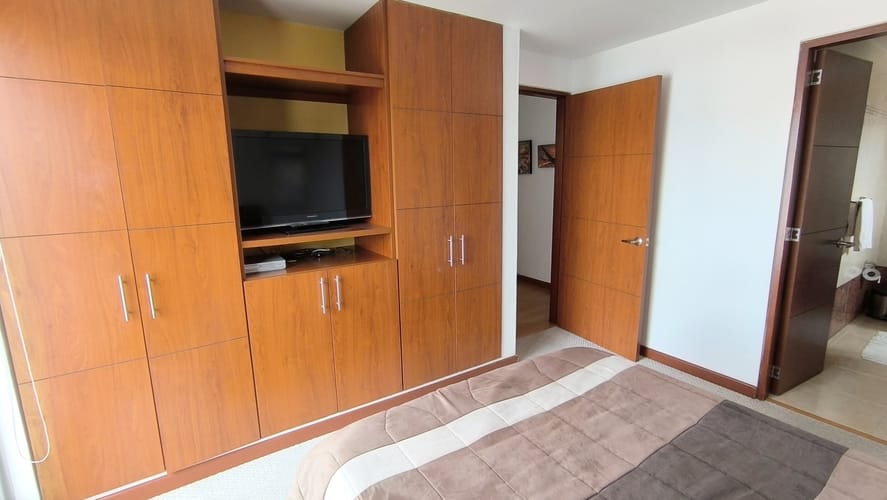 Apartamento de 2 alcobas en arriendo en Santa Barbara, Bogotá, 71 m² · foto 5 de 13