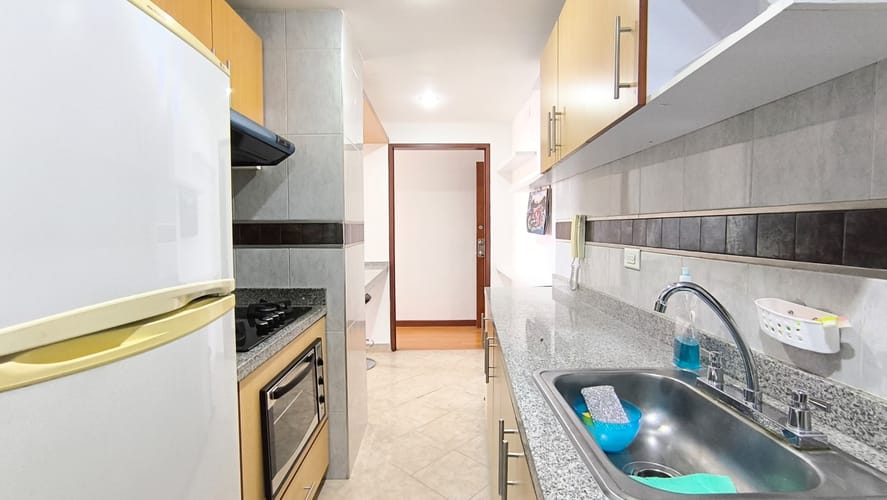 Apartamento de 2 alcobas en arriendo en Santa Barbara, Bogotá, 71 m² · foto 4 de 13