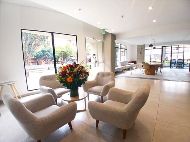 Apartaestudio en venta en Chico Norte, Bogotá, 41 m² · foto 5 de 24