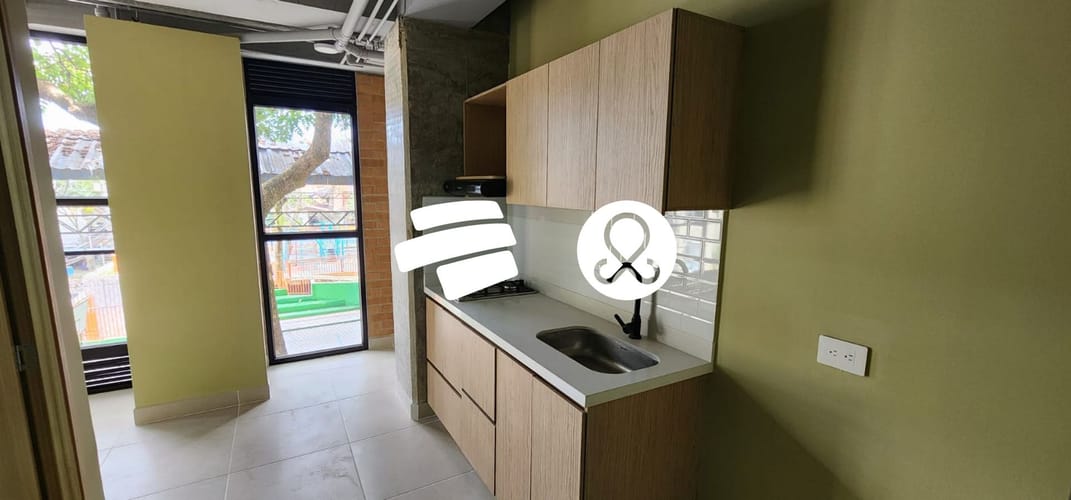 Apartamento de 1 alcoba en venta en Entreamigos, Sabaneta, 32 m² · foto 2 de 18