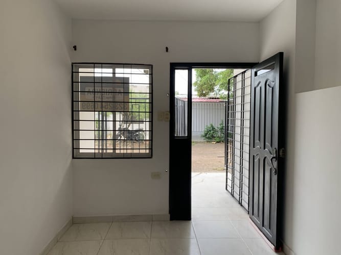 Apartamento de 3 alcobas en arriendo en Granada, Montería, 98 m² · foto 4 de 12