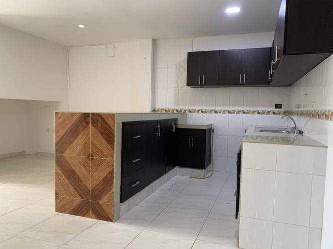 Apartamento de 3 alcobas en arriendo en Granada, Montería, 98 m² · foto 10 de 12