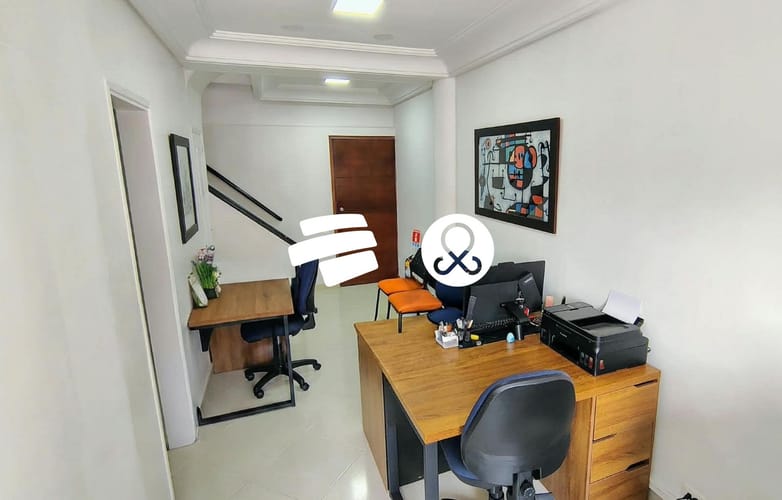 Oficina en venta en La Aguacatala, Medellín, 50 m² · foto 2 de 13