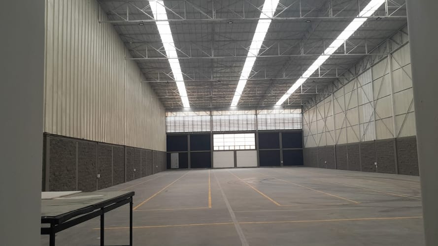 Bodega en arriendo en Siberia, Cota, 2574 m² · foto 2 de 5