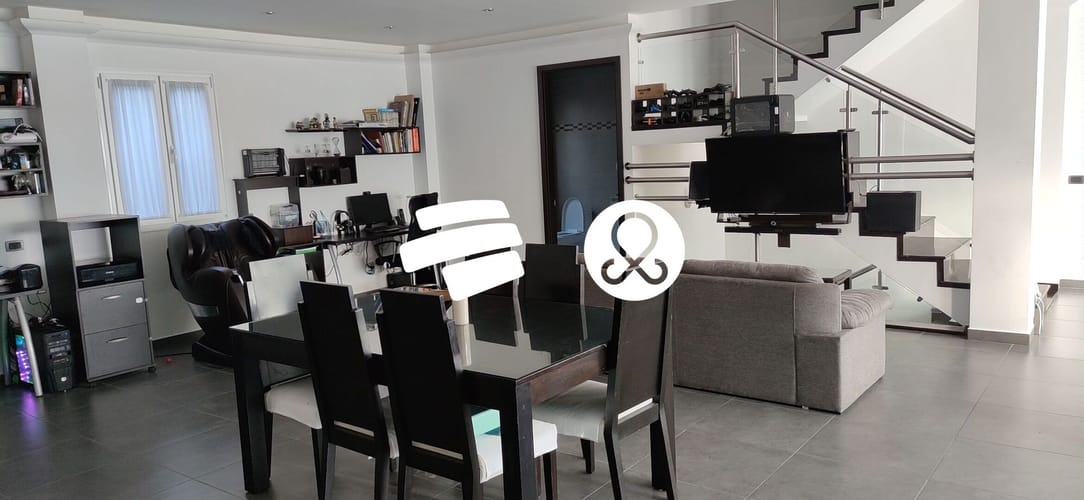 Casa de 5 alcobas en venta en Las Lomitas, Sabaneta, 700 m² · foto 3 de 24