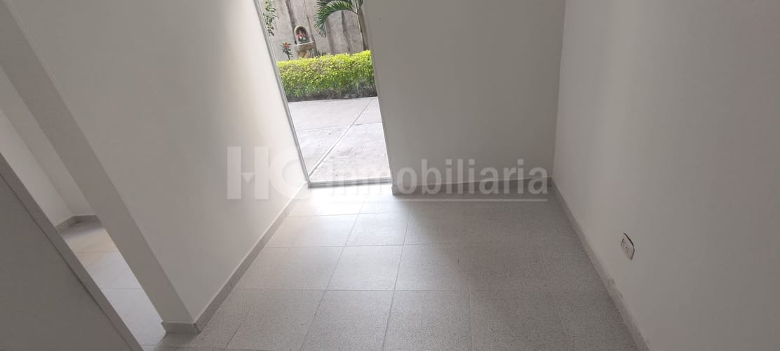 Local en arriendo en Villas Del Rosario, Piedecuesta, 30 m² · foto 7 de 11