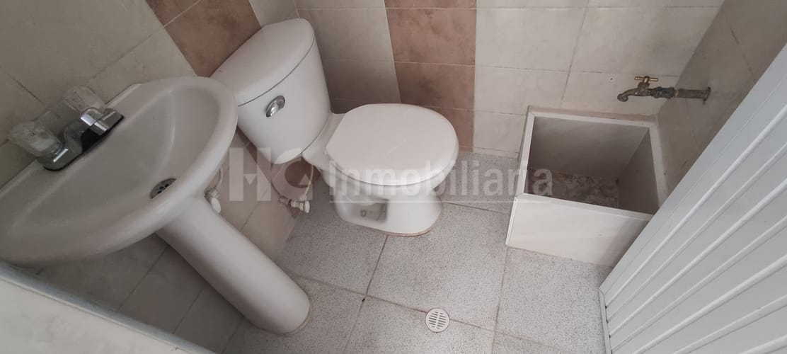 Local en arriendo en Villas Del Rosario, Piedecuesta, 30 m² · foto 8 de 11
