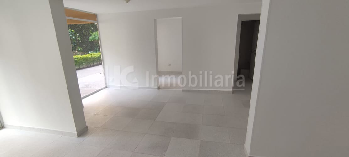 Local en arriendo en Villas Del Rosario, Piedecuesta, 30 m² · foto 10 de 11