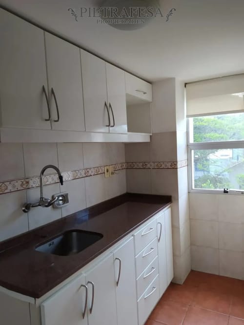 Apartamento en alquiler, 3 dormitorios, 1 baño, terraza lavadero. Brazo Oriental. · Foto 3