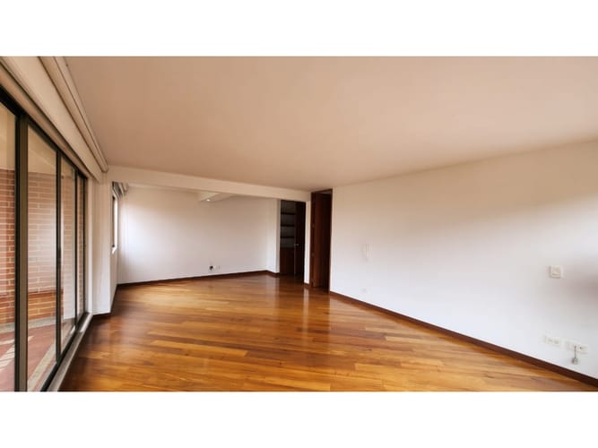 Apartamento de 4 alcobas en venta en Lisboa Usaquén, Bogotá, 630 m² · foto 2 de 24