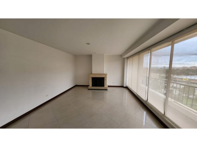Apartamento de 4 alcobas en venta en Lisboa Usaquén, Bogotá, 630 m² · foto 3 de 24