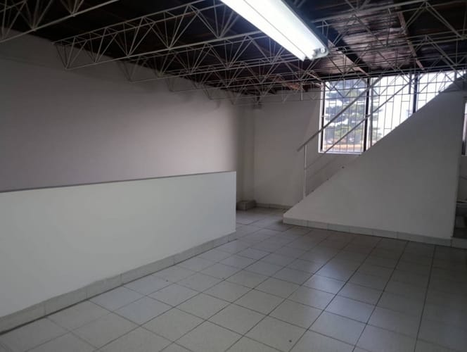 Bodega en arriendo en El Poblado, Medellín, 217 m² · foto 6 de 14