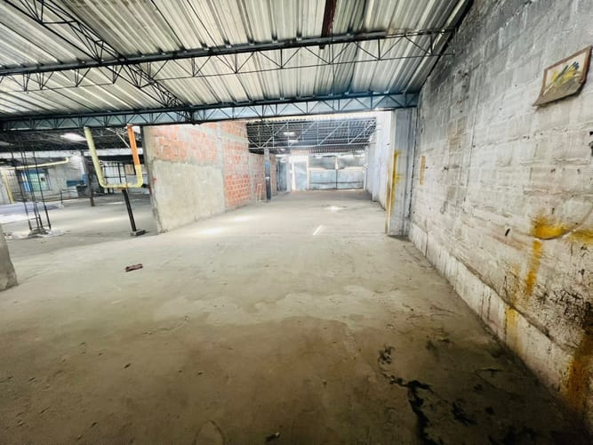 Local en arriendo en Siete De Agosto, Cali, 450 m² · foto 12 de 12