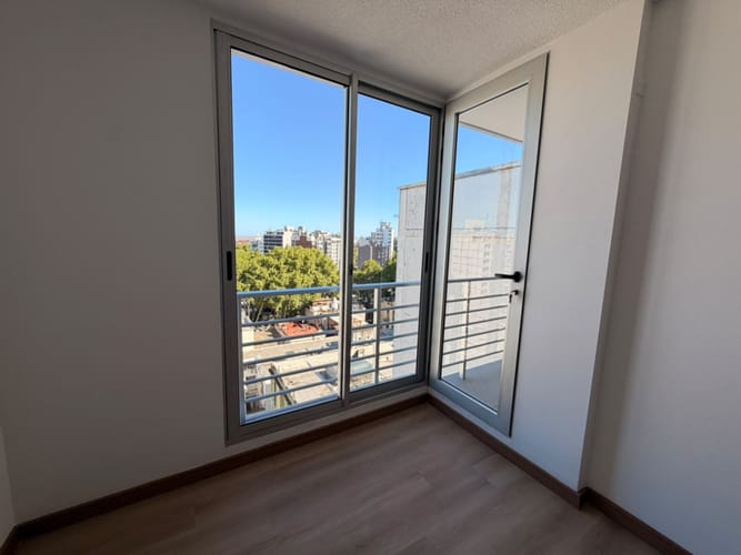 ALQUILER APARTAMENTO DE 1 DORMITORIO EN CORDÓN - LUMINOSO, AMPLIO Y CON COCHERA OPCIONAL · Foto 2
