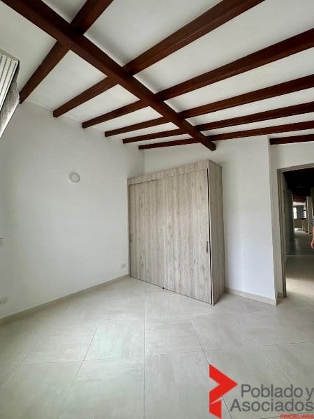 Apartamento de 3 alcobas en venta en El Dorado, Envigado, 100 m² · foto 6 de 9